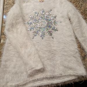 Beautiful white fancy white sweater